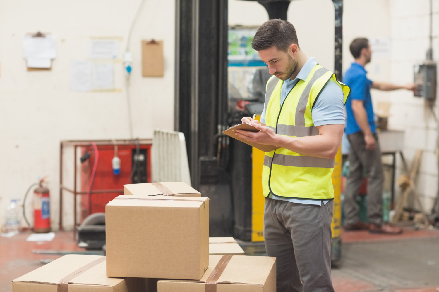 3 Ways Same Day Delivery for Manufacturing Supply Chains Improves Production Efficiency